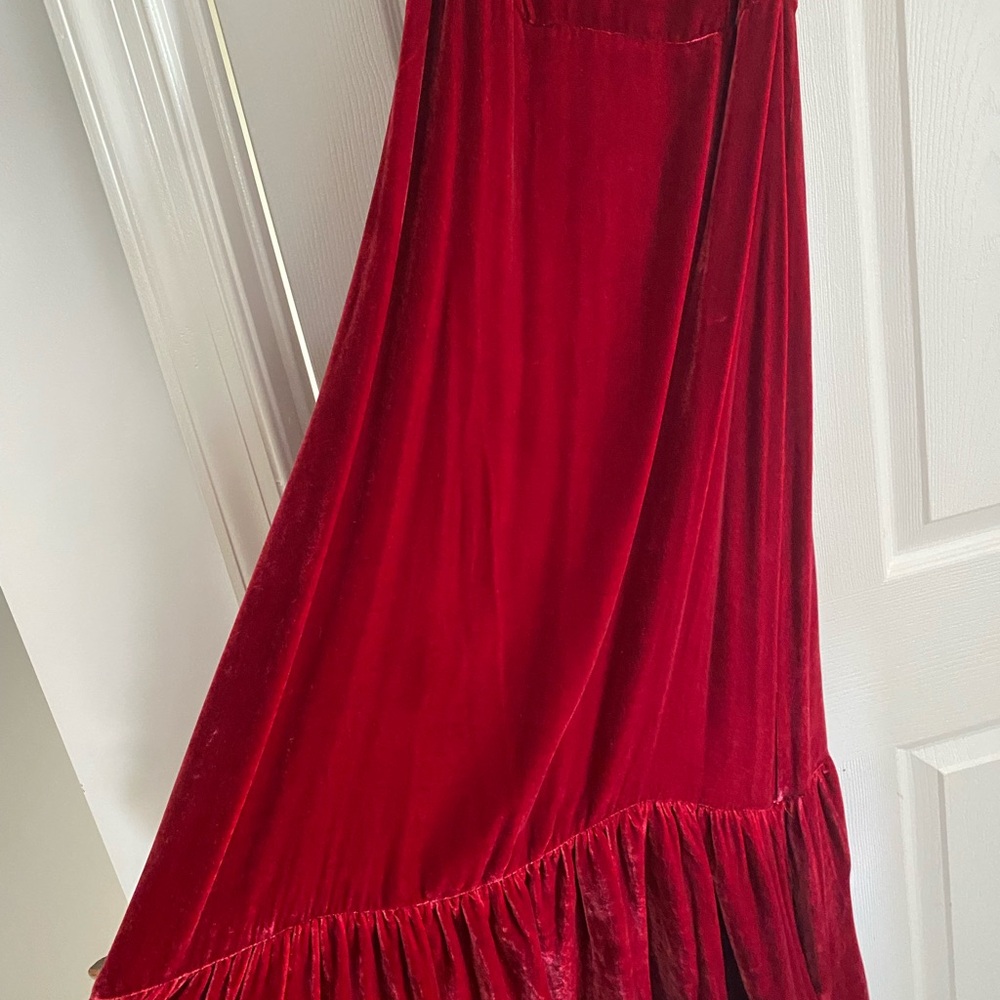 Reformation Oda Velvet Dress - Picture 5 of 9